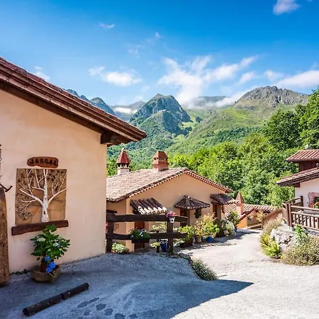 Jascal - Casa Tierra - Picos De Europa *