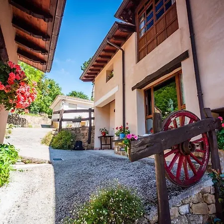 Jascal - Casa Tierra - Picos De Europa *