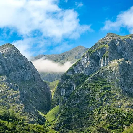 Jascal - Casa Tierra - Picos De Europa * Berodia